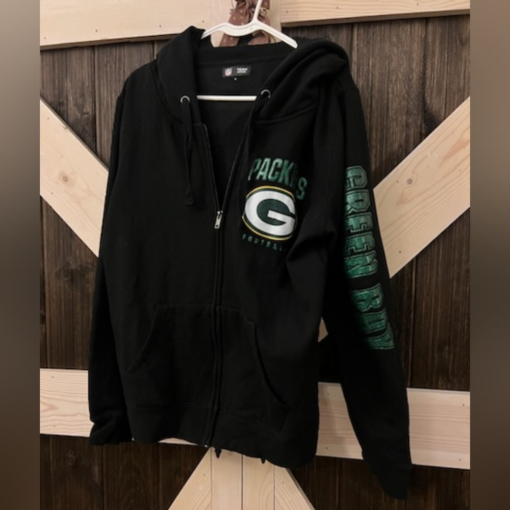 Womens sparkley Large Green Bay Packers zip sweatshirt.